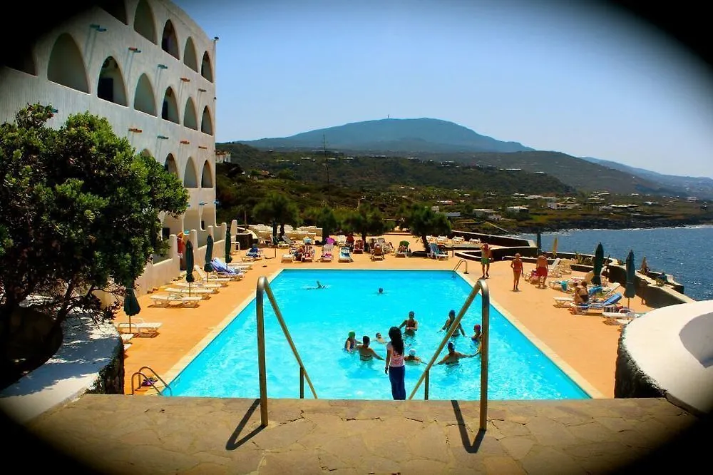 Hotel Villaggio Punta Fram Madonna Delle Grazie