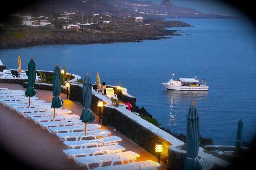 Villaggio Punta Fram Madonna Delle Grazie 2*,